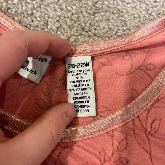 Covington Vintage Stretchy Top - Picture 5 of 6